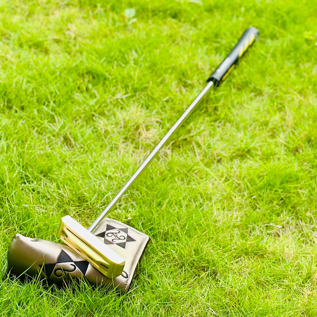 Golf double-sided putters are simple and balanced putters, and they can be directly inserted into the putter and both left and r