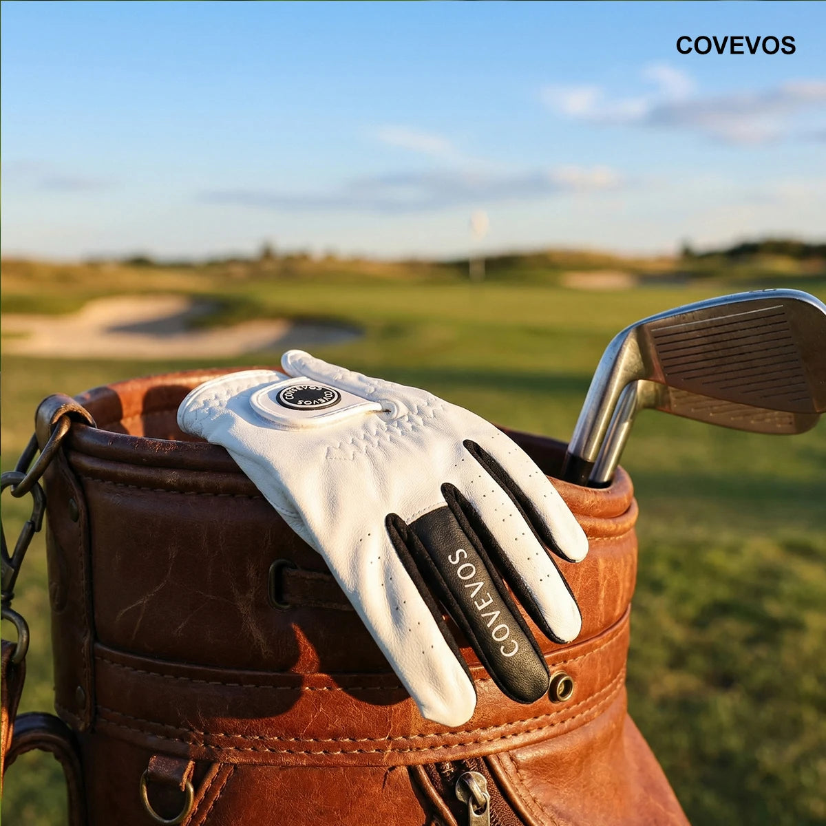 A good golf glove with ergonomic design of ventilation holes and wrist buckle to enhance swing stability